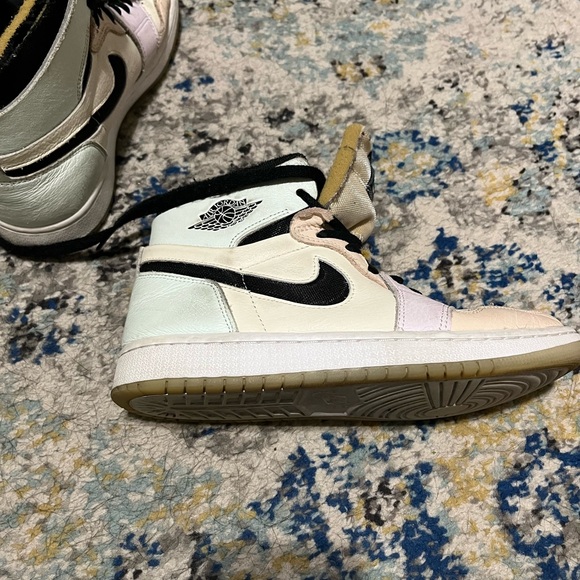 Nike women’s zoom air high tops. Size 7.5 - Picture 1 of 5